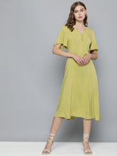 Load image into Gallery viewer, Women's Solid Green V Neck Dresses