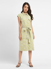 Load image into Gallery viewer, Women's Printed Spread Collar Dress