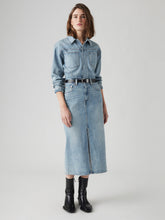 Load image into Gallery viewer, Women&#39;s Solid Blue Spread Collar Denim Dress
