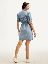 Load image into Gallery viewer, Women&#39;s Solid Light Blue Spread Collar Dress
