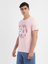 Load image into Gallery viewer, Men&#39;s Graphic Print Slim Fit T-shirt
