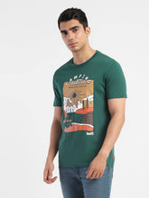 Load image into Gallery viewer, Men&#39;s Graphic Print Slim Fit T-shirt
