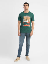 Load image into Gallery viewer, Men&#39;s Graphic Print Slim Fit T-shirt
