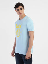 Load image into Gallery viewer, Men&#39;s Graphic Print Crew Fit T-shirt
