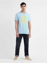 Load image into Gallery viewer, Men&#39;s Graphic Print Crew Fit T-shirt
