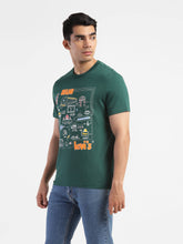 Load image into Gallery viewer, Men&#39;s Graphic Print Slim Fit T-shirt
