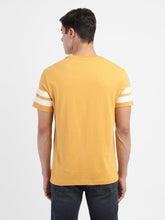 Load image into Gallery viewer, Men&#39;s Printed Slim Fit T-shirt
