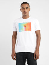 Load image into Gallery viewer, Men&#39;s Graphic Print Slim Fit T-shirt
