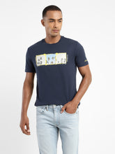 Load image into Gallery viewer, Men&#39;s Graphic Print Slim Fit T-shirt
