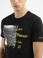 Load image into Gallery viewer, Men&#39;s Graphic Crew Neck T-shirt
