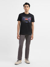 Load image into Gallery viewer, Men&#39;s Graphic Print Round Neck T-shirt

