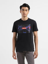 Load image into Gallery viewer, Men&#39;s Graphic Print Round Neck T-shirt
