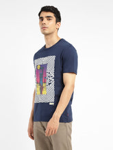 Load image into Gallery viewer, Men&#39;s Graphic Print Slim Fit T-shirt
