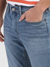 Load image into Gallery viewer, Men&#39;s 511 Slim Fit Jeans
