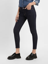 Load image into Gallery viewer, Women&#39;s Mid Rise 710 Super Skinny Jeans
