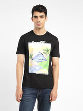 Load image into Gallery viewer, Men&#39;s Graphic Slim Fit T-shirt

