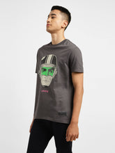 Load image into Gallery viewer, Men&#39;s Graphic Print Slim Fit T-shirt
