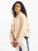 Load image into Gallery viewer, Levi&#39;s x Deepika Padukone Cropped Trucker Jacket
