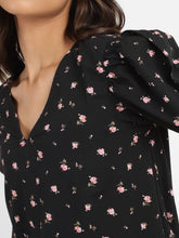 Load image into Gallery viewer, Women&#39;s Floral Print Round Neck Dress
