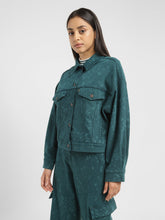 Load image into Gallery viewer, Levi&#39;s x Deepika Padukone Cropped Teal Trucker Jacket
