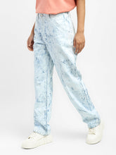 Load image into Gallery viewer, Levi&#39;s x Deepika Padukone Baggy Jeans
