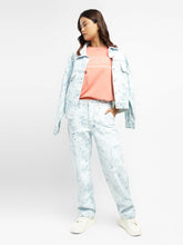 Load image into Gallery viewer, Levi&#39;s X Deepika Padukone Loose Fit Denim Jacket
