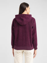 Load image into Gallery viewer, Levi&#39;s x Deepika Padukone Corduroy Sweatshirt
